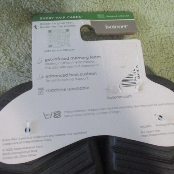 ISOTONER Mens Moccasin Slippers Size 9.5-10.5 Tan Plush Gel Infused Memory Foam - Picture 5 of 5